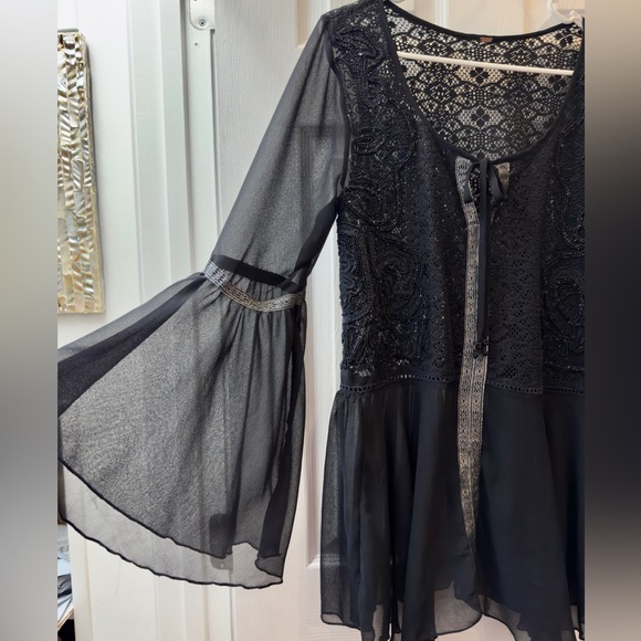 Free People Sheer Blouse with Crochet and beaded details size Large - Picture 1 of 17